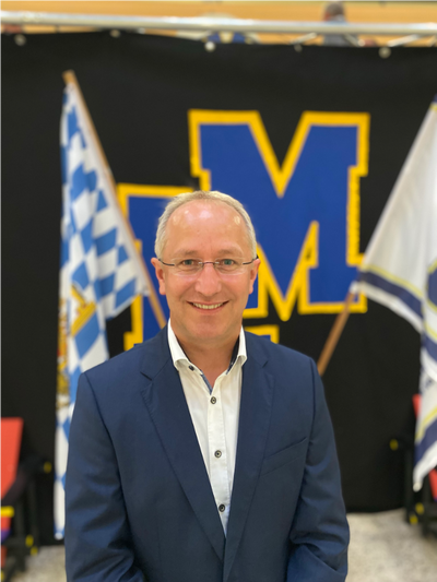 Robert Elsberger, Schatzmeister