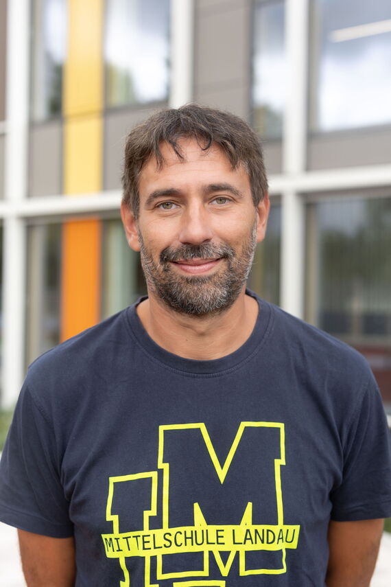 Arno Hofmeister, Mitarbeiter der Schulleitung