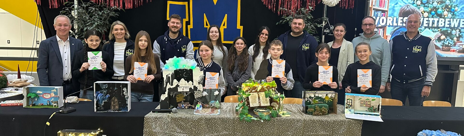 Gruppenfoto Vorlesewettbewerb